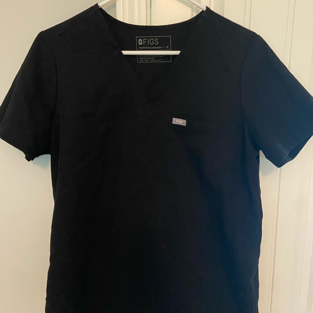 FIGS BRAND BLACK SCRUB TOP *LIKE NEW*